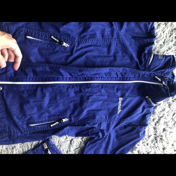 Bench jacket like new - Picture 3 of 9